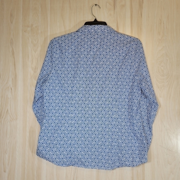 Foxcroft Blue Geometric Wrinkle Free Button Down Top Sz 14 - Picture 5 of 5